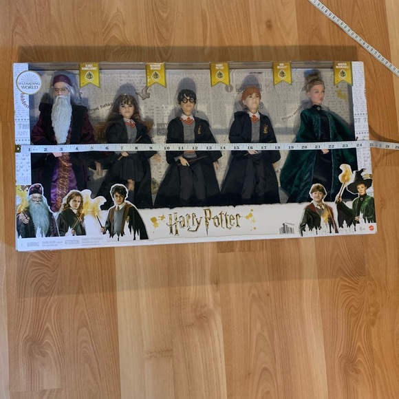HARRY POTTER DOLL SET PACK OF 5- NEW IN BOX - Picture 3 of 4